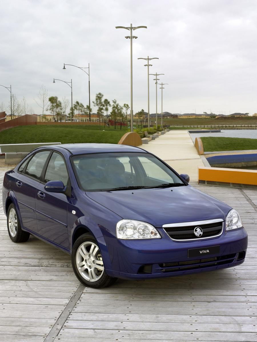  Holden Viva Sedan 2005 года  (фото 6 из 18)
